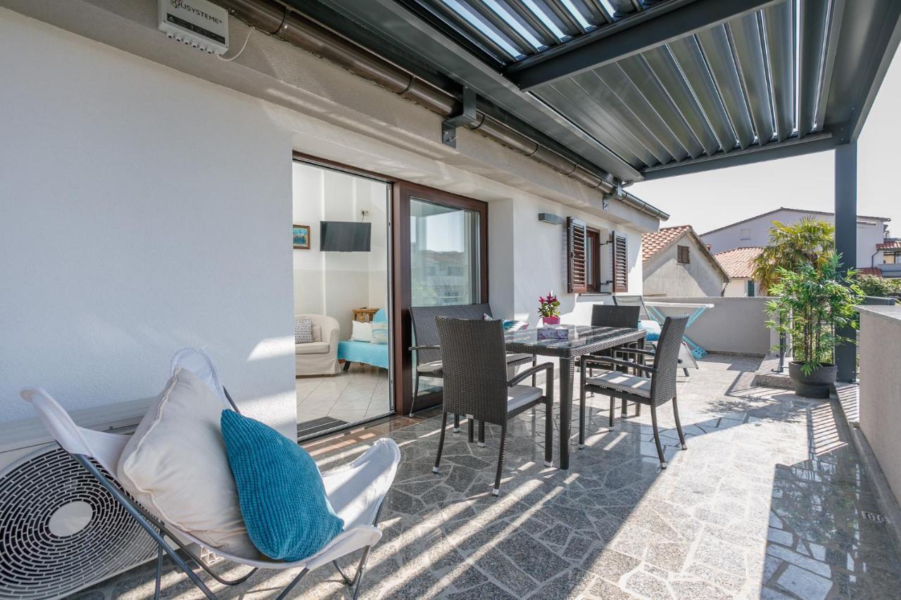 Apartment Rukavina Нивице Экстерьер фото