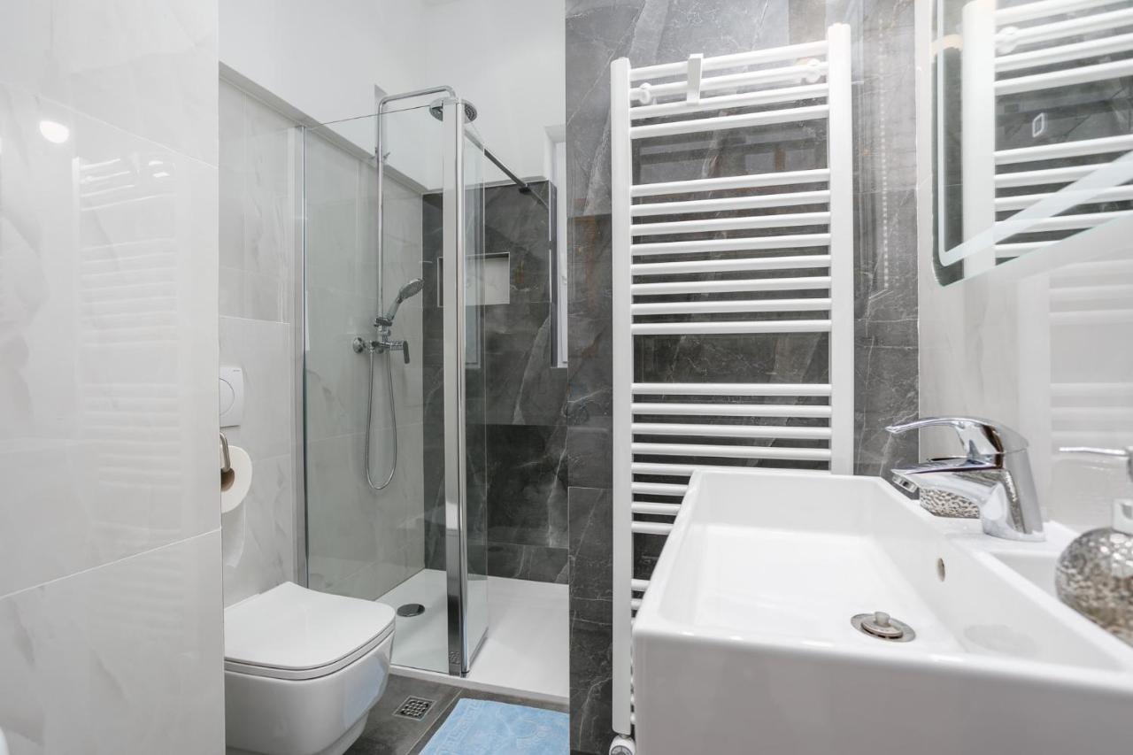 Apartment Rukavina Нивице Экстерьер фото